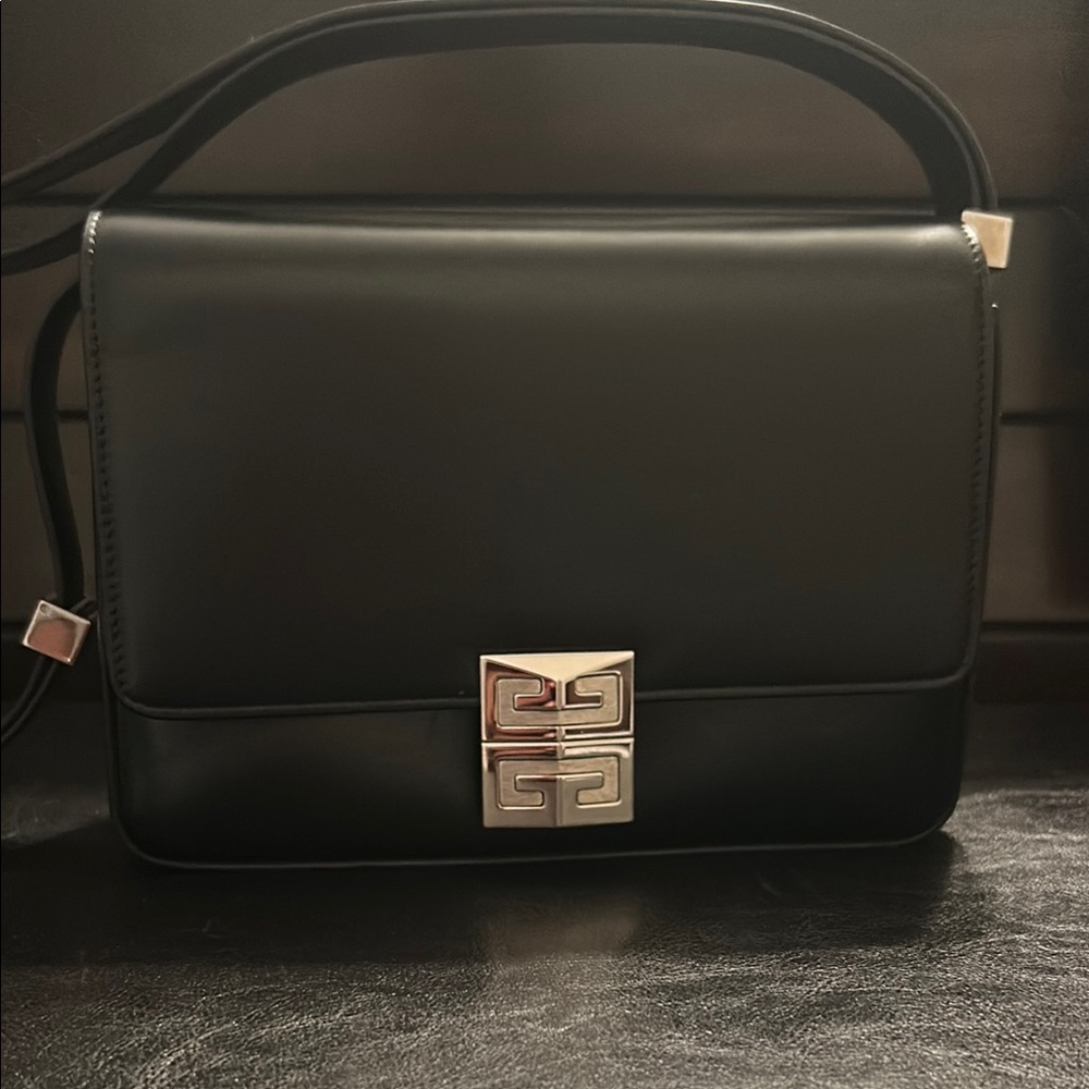 Givenchy Black Leather Shoulder Bag with Classic Design